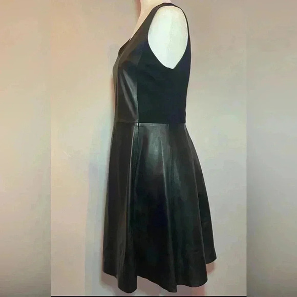 Lou Andrea Black Leather Dress V Neck Fit & Flare Short Mini Soft Lamb 40 M 8 - Picture 5 of 15